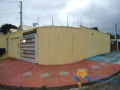 Casa para venda no bairro Arpoador em Peruíbe